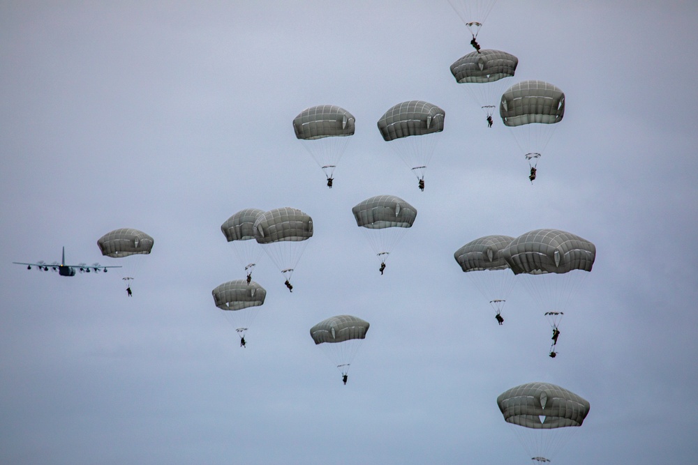 U.S. Marines, Army, Air Force conduct joint operations during Kodiak Mace 25