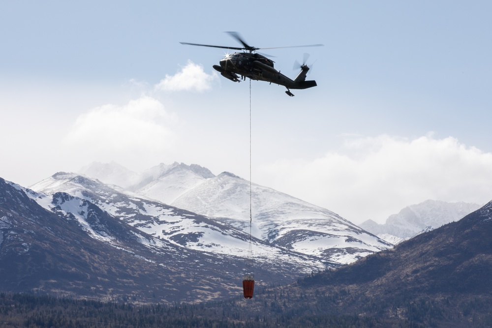 Alaska Army National Guard aviators conduct Bambi Bucket training