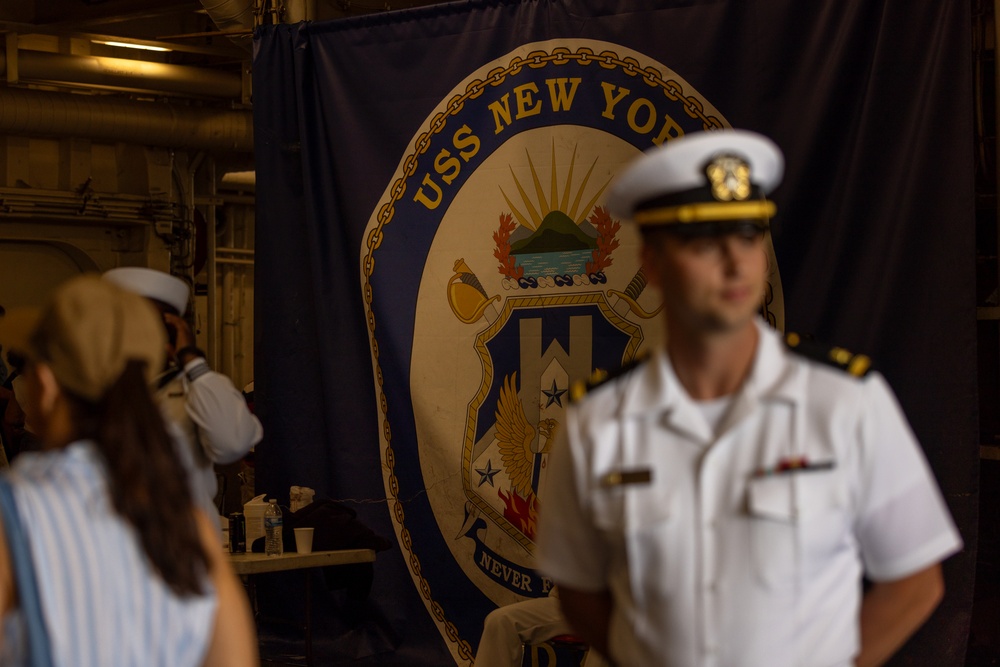 U.S. veterans toured the USS New York