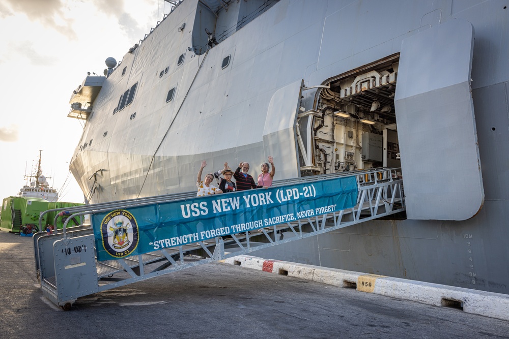U.S. veterans toured the USS New York