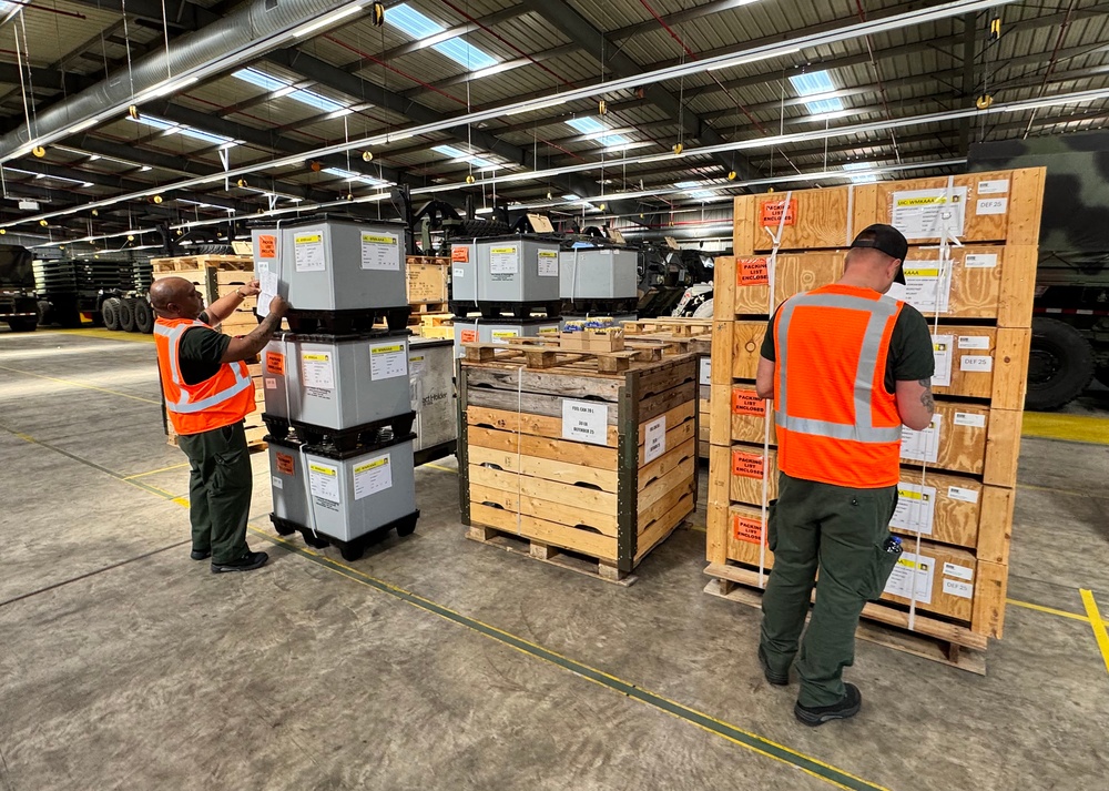 AFSBn-Benelux issues APS-2 vehicles, CBRN equipment to chem company for DEFENDER 25