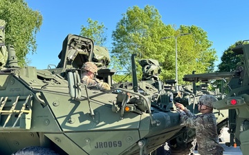 AFSBn-Benelux issues APS-2 vehicles, CBRN equipment to chem company for DEFENDER 25