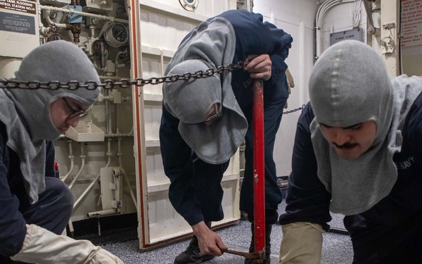 George Washington Sailors train during a general quarters drill