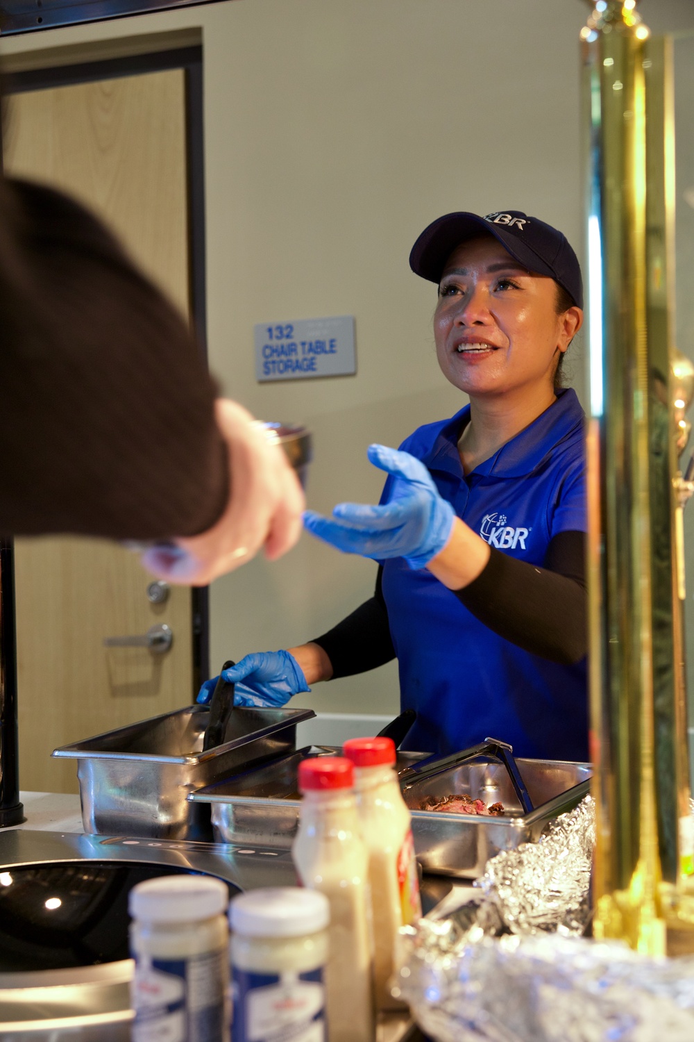Thanksgiving Dinner is Served to Soldiers at 14th Missile Defense Battery