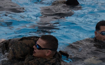 31st MEU | Water Survival Advanced