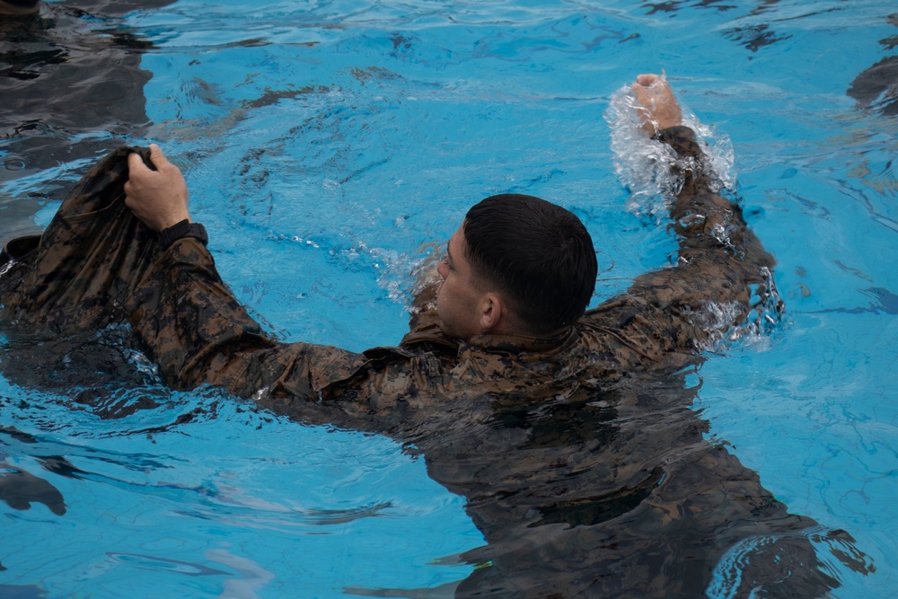 31st MEU | Water Survival Advanced