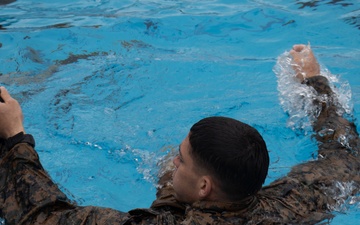 31st MEU | Water Survival Advanced