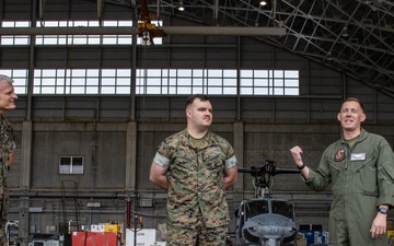 III MEF commanding general visits VMM 265 (Rein.)