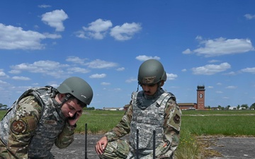 Skyway Chariot: 100th OSS Airmen operate contingency flightline