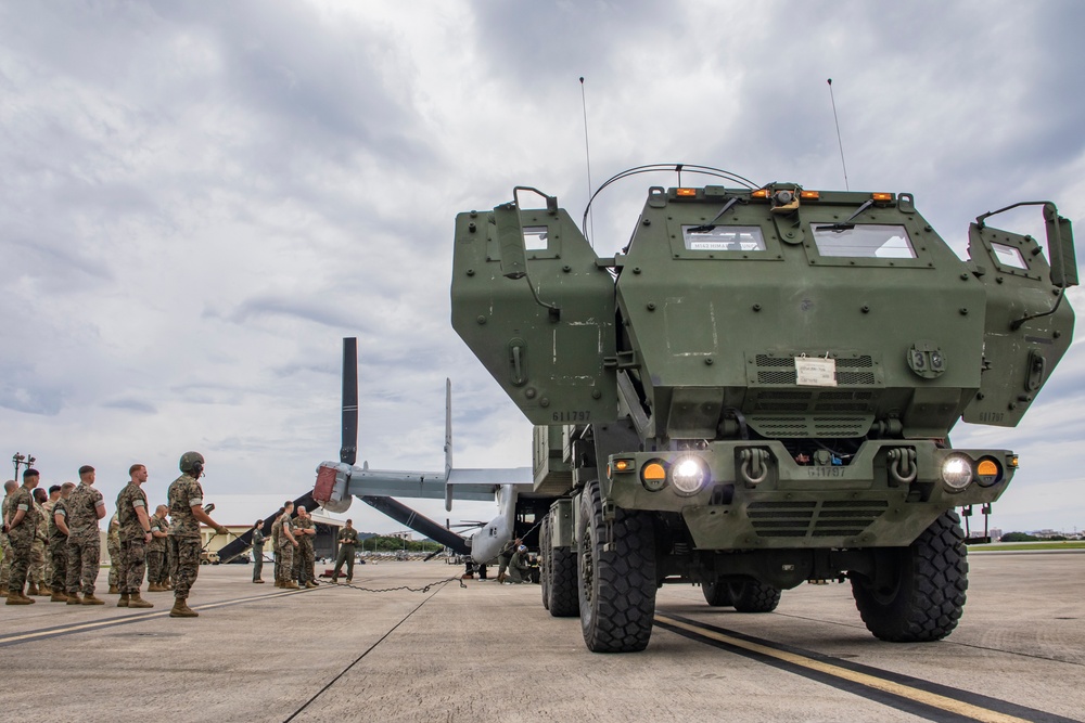 III MEF commanding general visits VMM 265 (Rein.)
