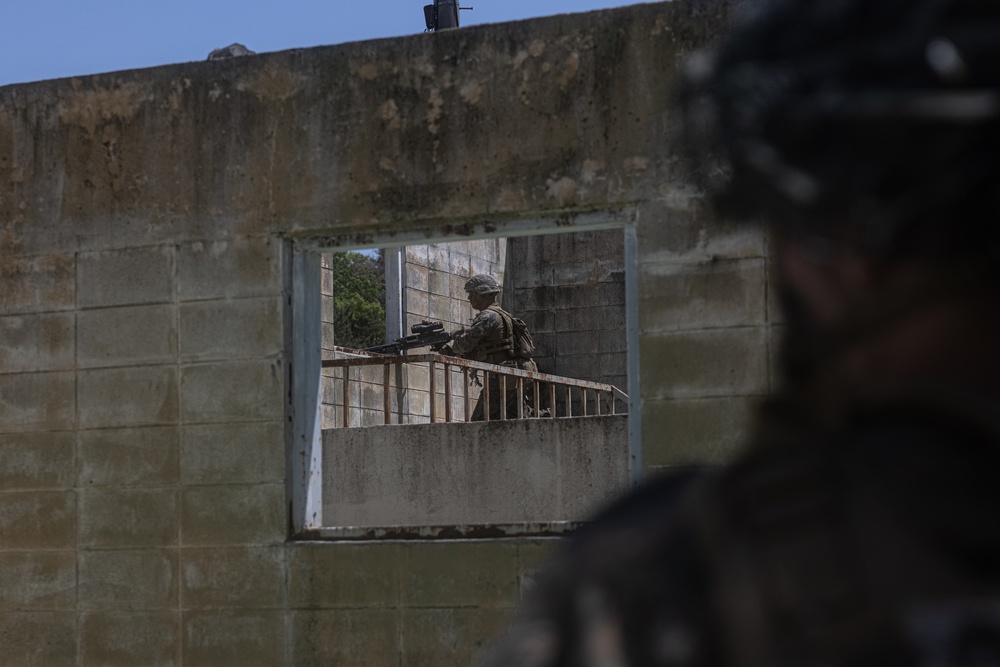 Activated Reserve Marines Conduct MOUT Training during Korea Viper 25.4