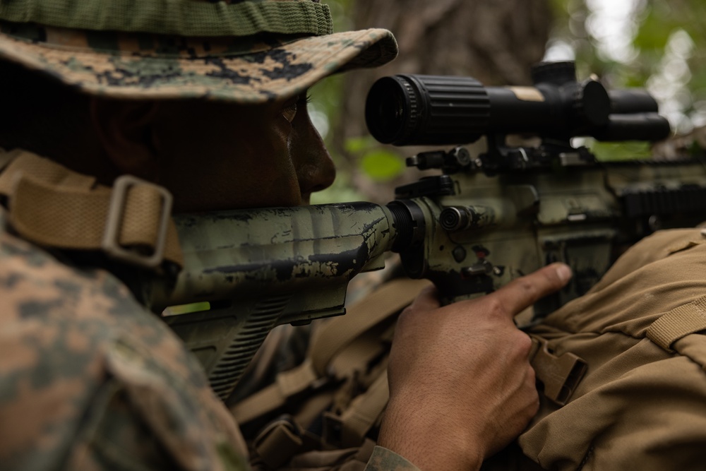 Activated Reserve Marines Conducts Patrol Exercise during Korea Viper 25.4