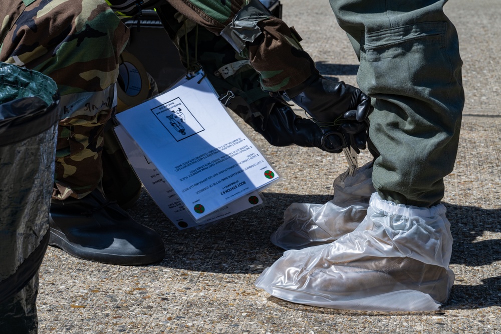 Skyway Chariot: 100th OSS Airmen practice aircrew decontamination