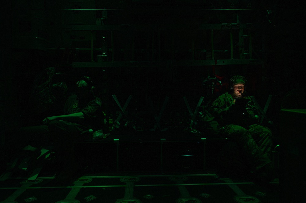 BH 25-2: 18th Aeromedical Evacuation Squadron conducts readiness mission