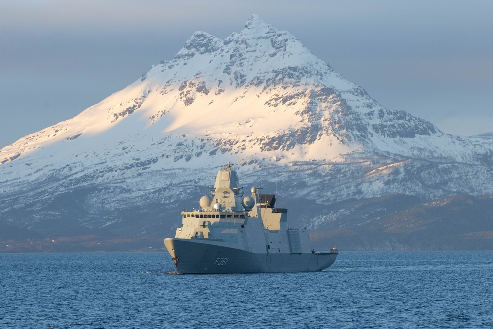 Formidable Shield 2025 HMDS Iver Huitfeldt