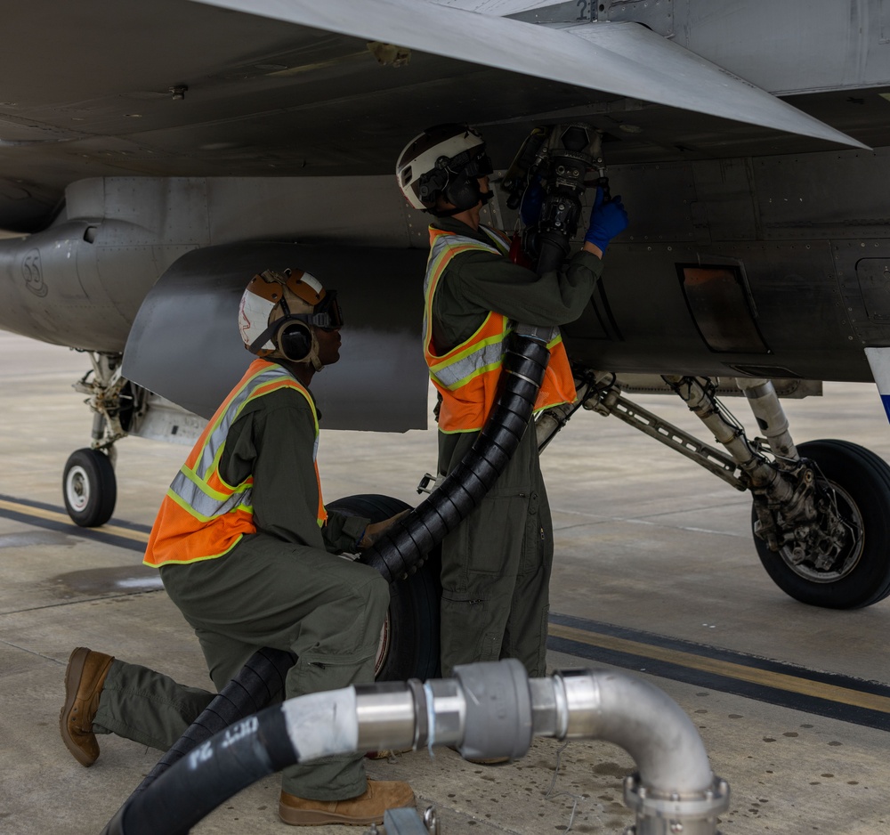 Marines Fuel Falcon Combat Training