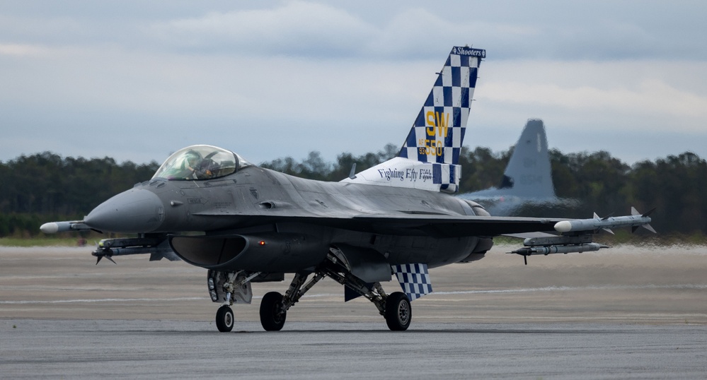 Marines Fuel Falcon Combat Training