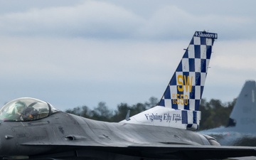 Marines Fuel Falcon Combat Training
