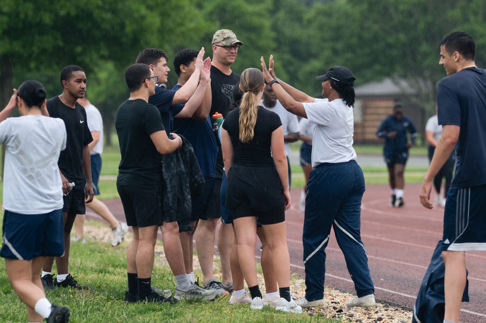 459 ARW Airmen participate in unit run