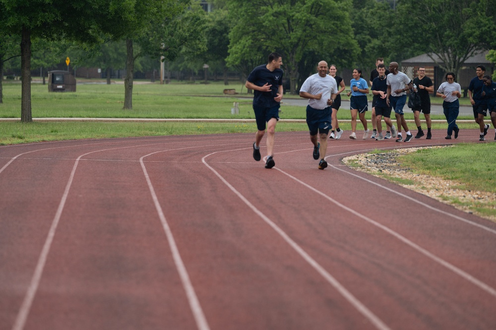 459 ARW Airmen participate in unit run