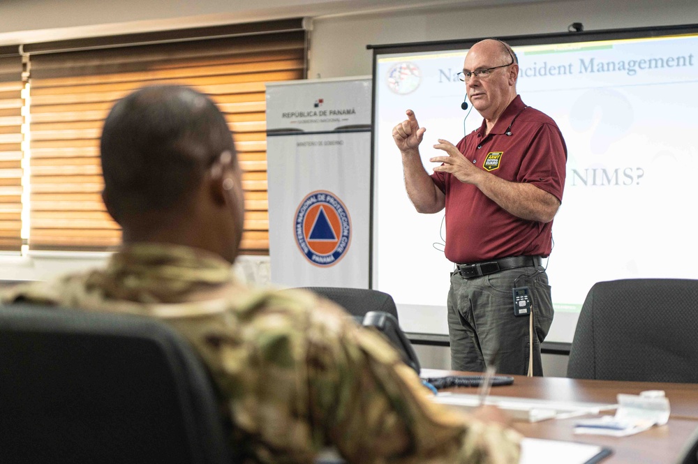 Missouri Guard, Panama Share Knowledge in Bilateral Training