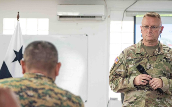 Missouri Guard, Panama Share Knowledge in Bilateral Training