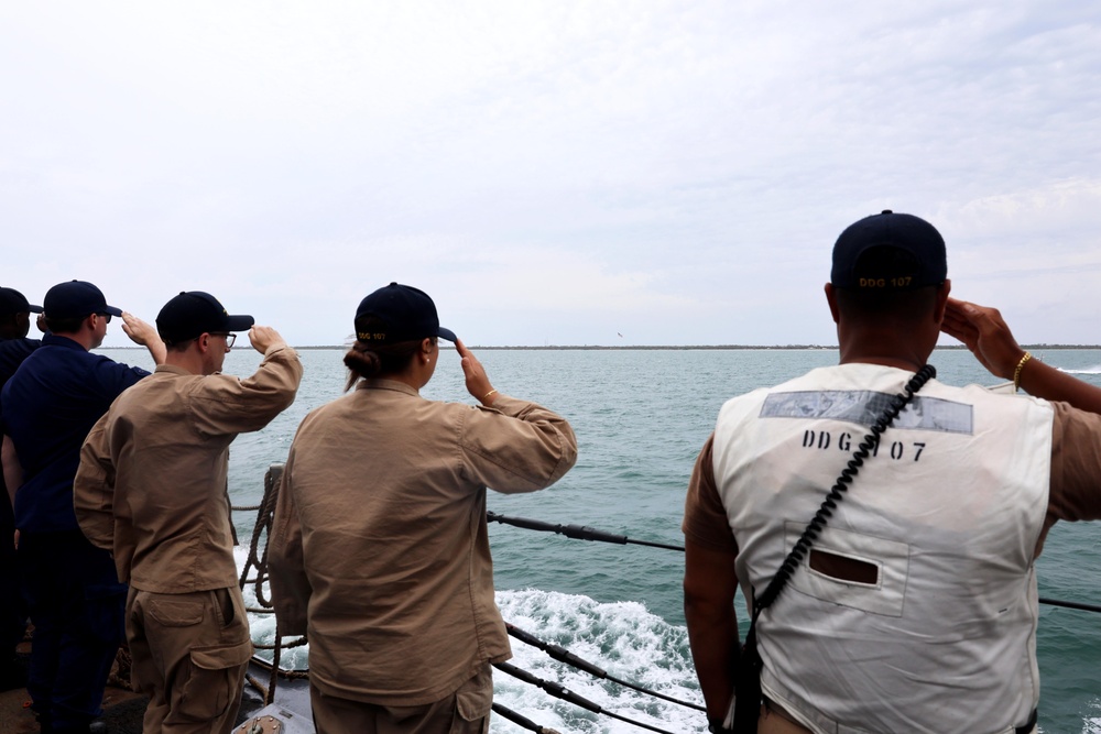 USS Gravely Conducts Southern Border Operations