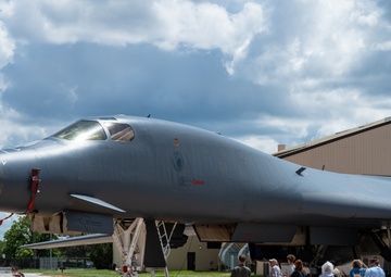 Lt. Col. William E. Dyess relatives tour base