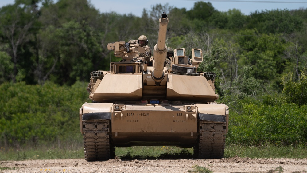 Lt. Gen. Kevin D. Admiral visits 1-9CAV Live-Fire Exercise