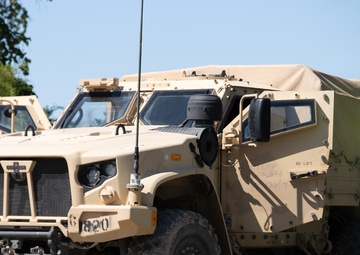 Lt. Gen. Kevin D. Admiral visits 1-9CAV Live-Fire Exercise