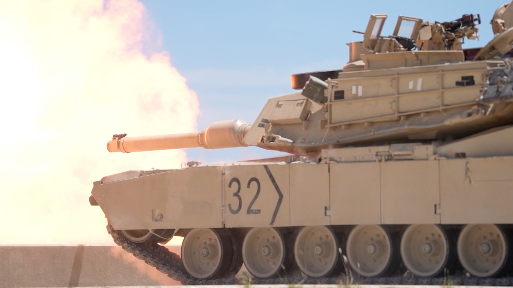Lt. Gen. Kevin D. Admiral visits 1-9CAV Live-Fire Exercise