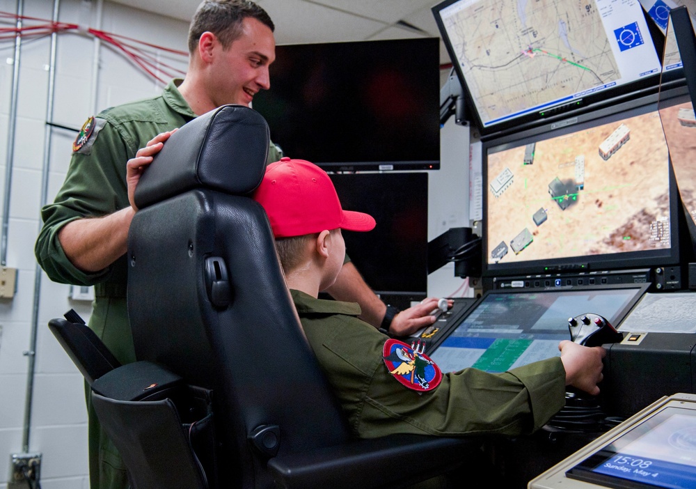 132d Wing hosts 4th Annual Pilot for a Day event