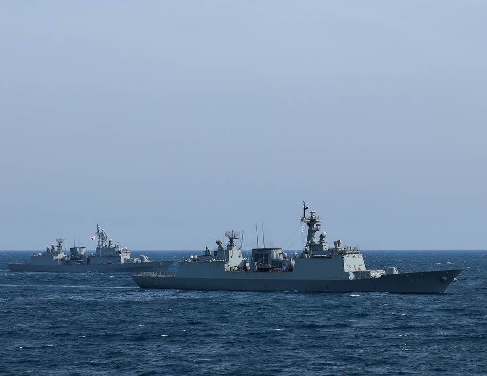 USS William P. Lawrence and Republic of Korea Sail During Maritime Counter Special Operations Exercise