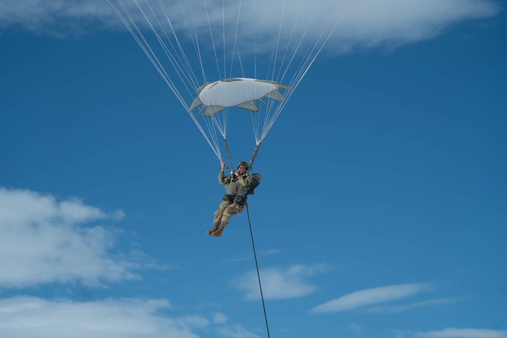 Paratroopers from 82nd ABN DIV conduct integrated Joint Forcible Entry training during DEFENDER 25