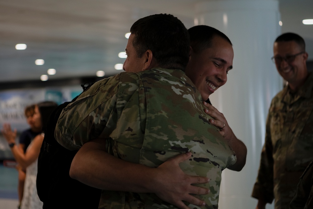 141st ACS deployers arrival