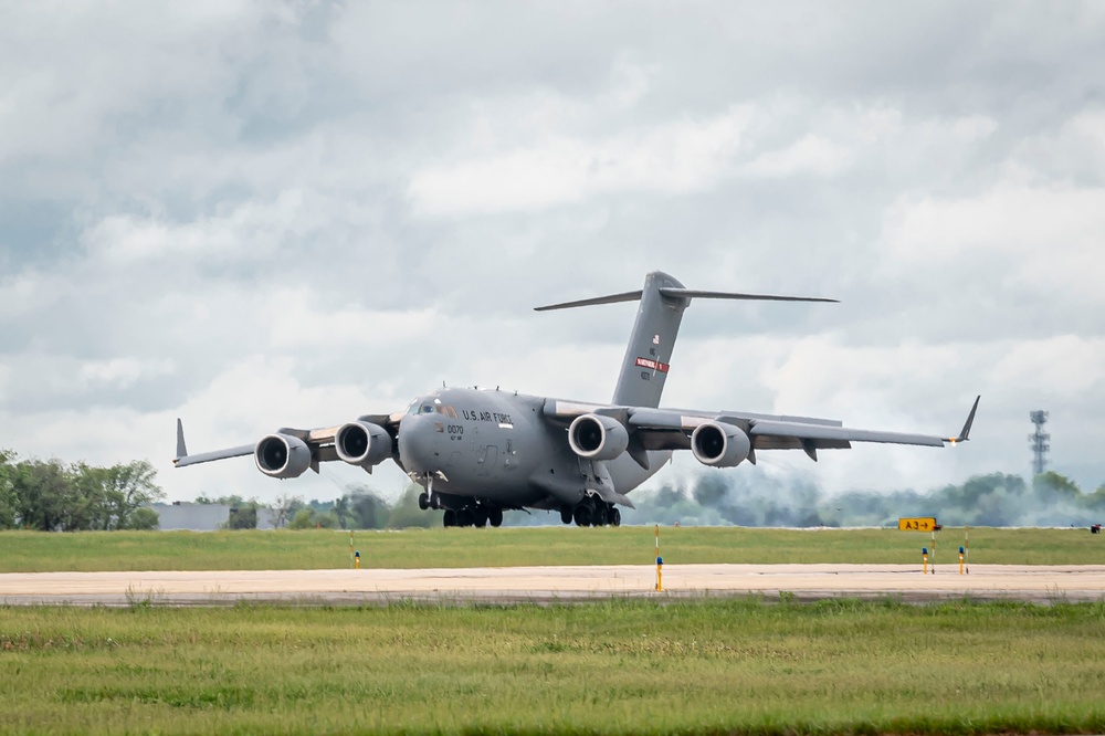 167th C-17 Lands from Training