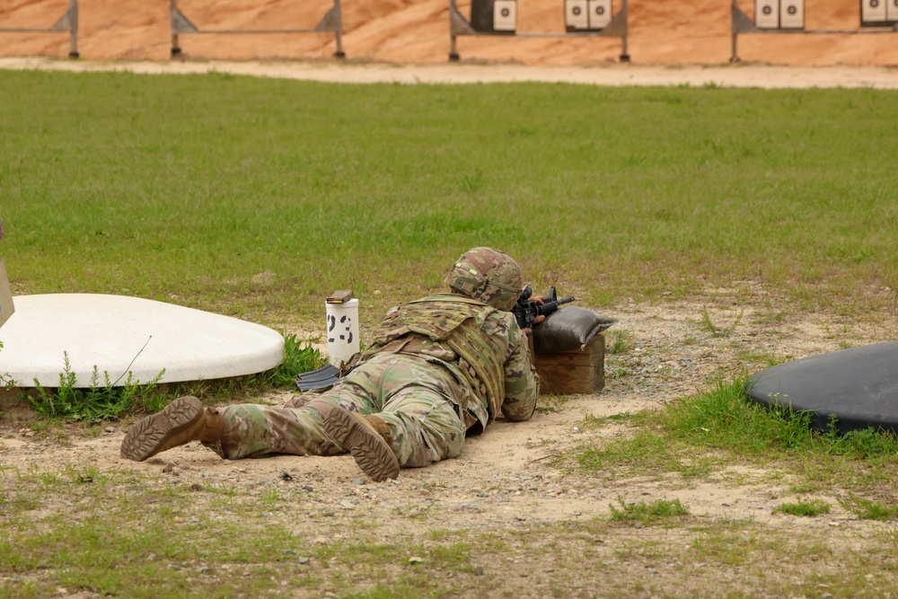 82nd DSTB Conducts M4A1 Zero Range
