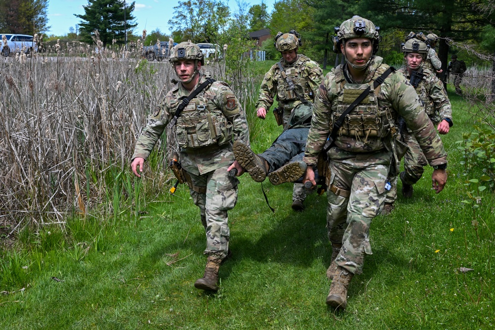 IDLC25: Combatives and TCCC