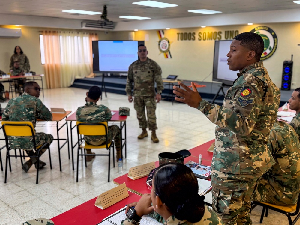 US, Dominican Republic militaries partner to develop enlisted leaders