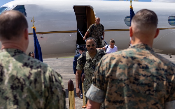 USSOUTHCOM Commander visits MARFORSOUTH