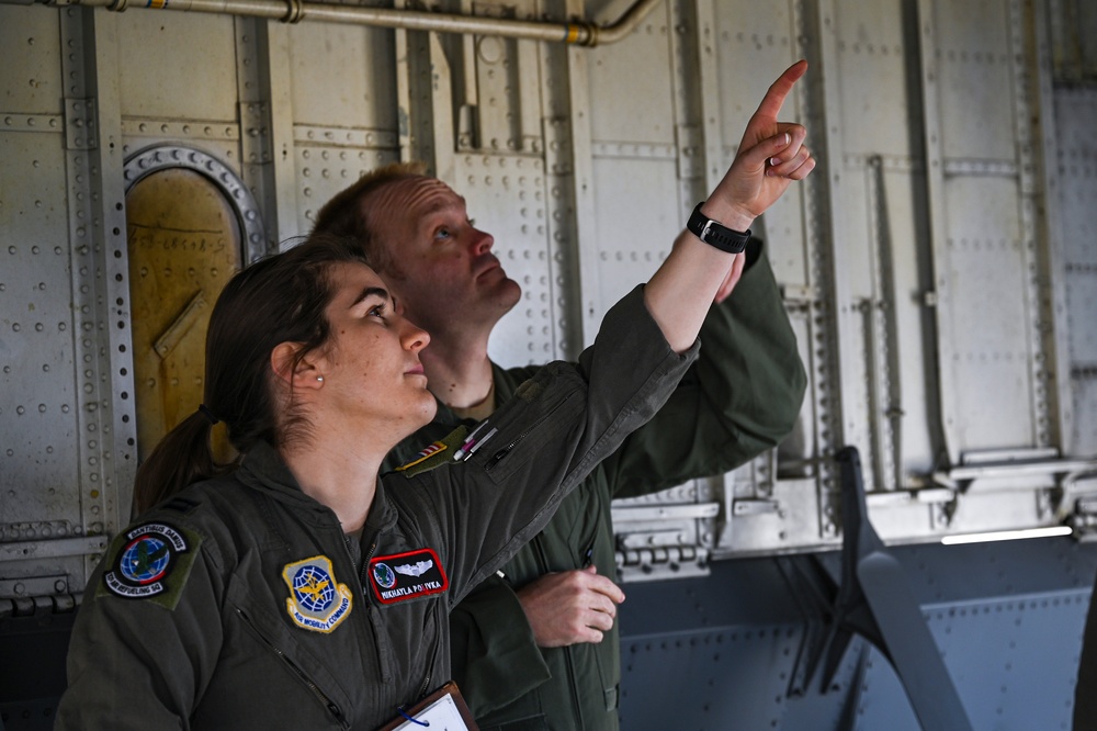 Fairchild AFB KC-135 Stratotanker refuels F-15s and F-35s