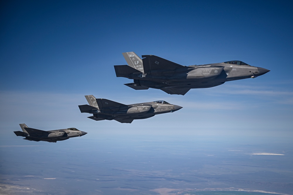 Fairchild AFB KC-135 Stratotanker refuels F-15s and F-35s