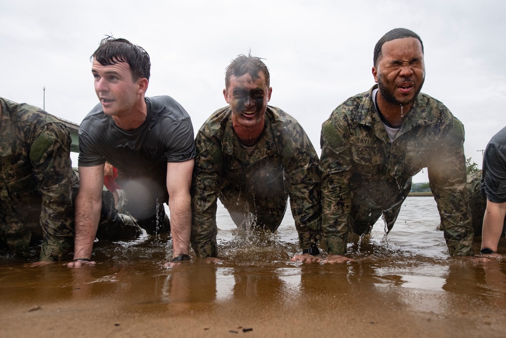 USNA Midshipmen Take Part in 2025 Sea Trials