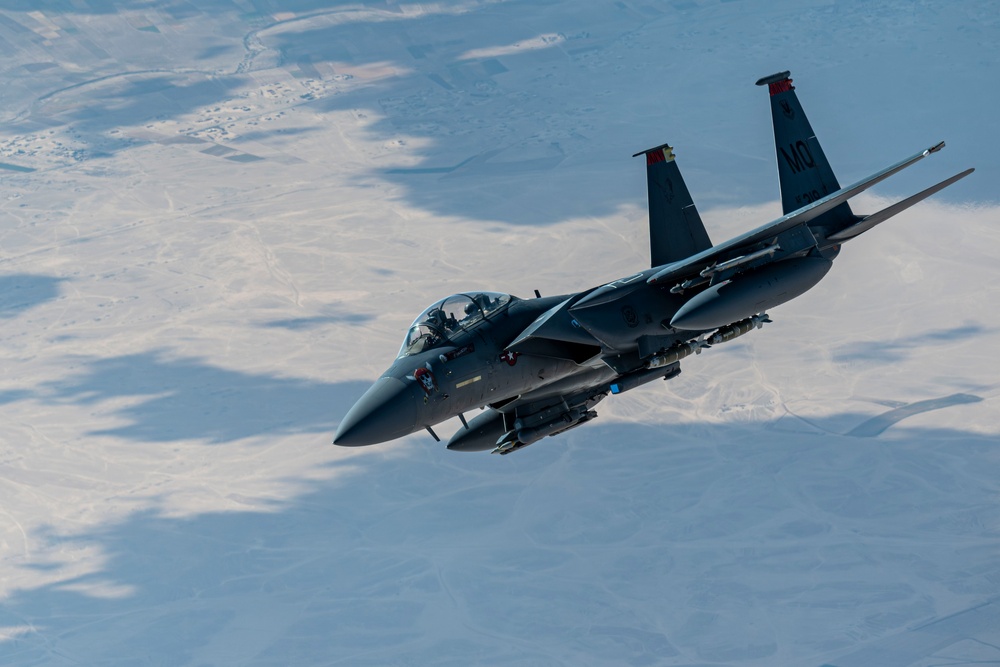 Strike Eagles patrol in support of Operation Inherent Resolve