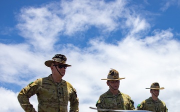 Australian Army Maj. Gen. Ash Collingburn visits Marine Corps Base Hawaii