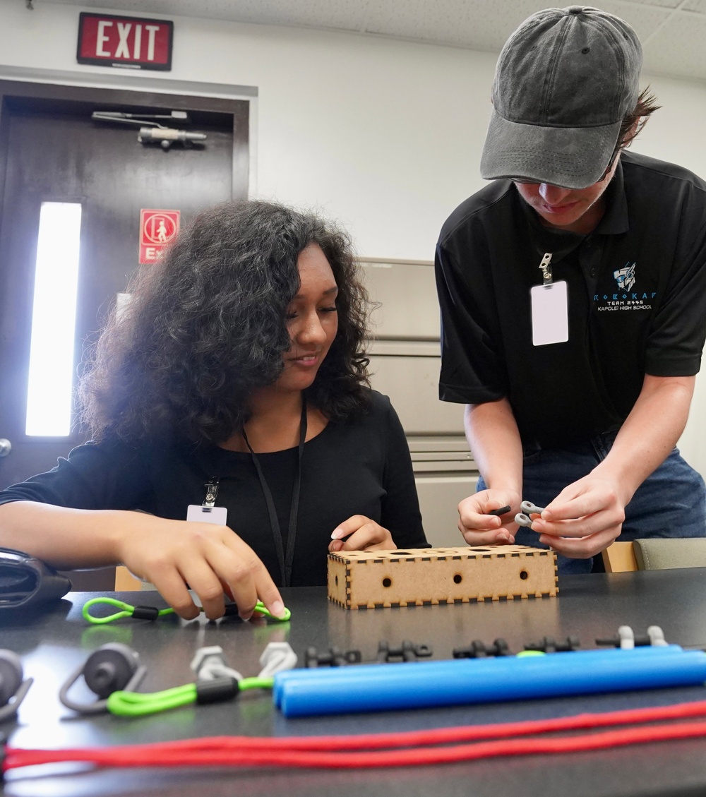 Pearl Harbor Naval Shipyard Hosts Kapolei High School STEM visit