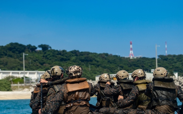 31st MEU Boat Company conducts Small Boat Skills during MEUEX