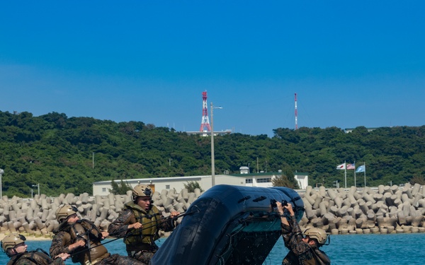 31st MEU Boat Company conducts Small Boat Skills during MEUEX