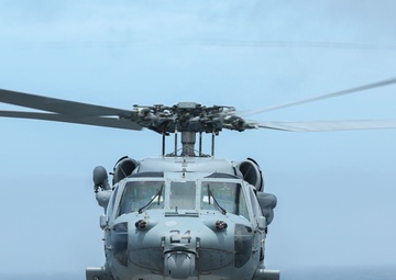 USS Iwo Jima and HSC-26 Conduct Vertical Replenishment Training