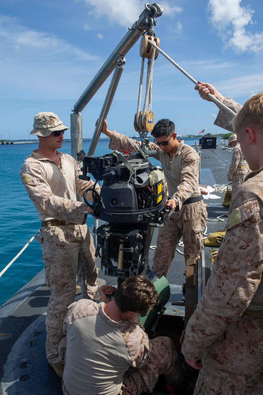 III MEF Marines Perform an Interoperability Exercise Aboard USS Ohio (SSGN 726)